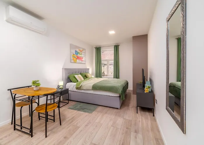 Prince Downtown Modern Studio Apartments