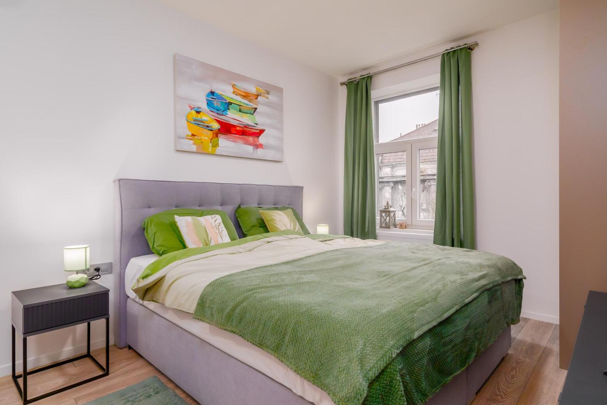 Apartma Downtown Modern